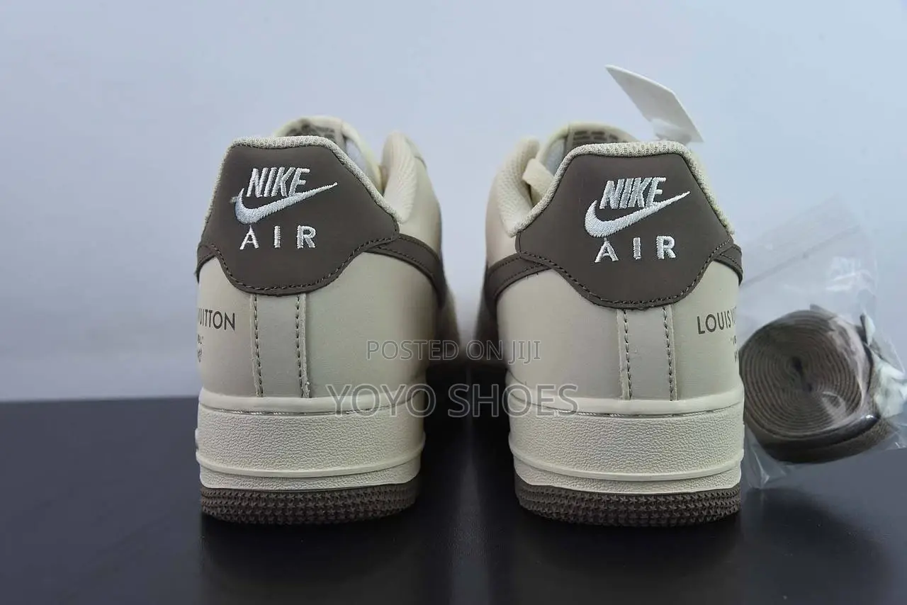 Orginal Nike Air Force LV Sneaker