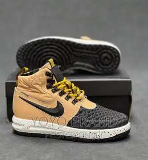 Photo - Nike Lunar Force Sneker