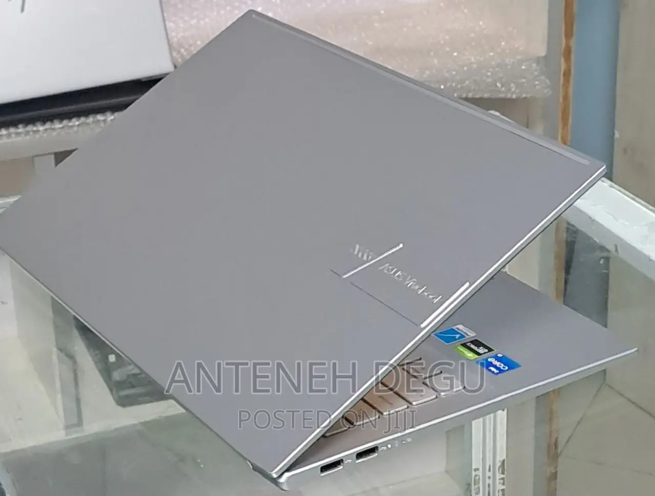 New Laptop Asus VivoBook 15 X505BA 8GB Intel Core I5 SSD 512GB