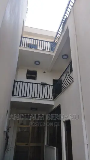 7bdrm Villa in Bole for sale