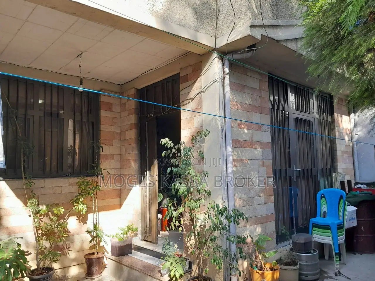 ሰሚት አትሌቶች መንደር ምርጥ መኖርያ ቪላ ከዋና መንገድ 1 ግልባጭ