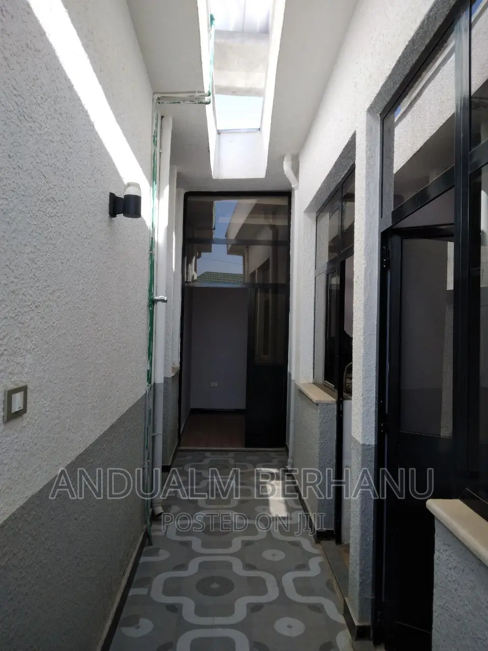 3bdrm Villa in Bole for sale