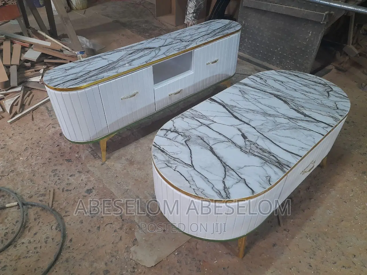 1,50 Cm ቲቪ እስታንድ እና ጠረጴዛ