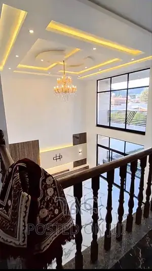 8bdrm House in የግል ቅንጡ መኖሪያ ቤት, Bole for sale