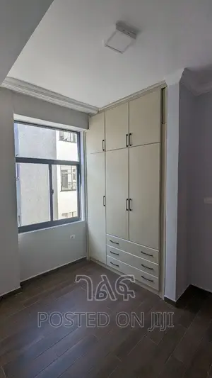 8bdrm House in የግል ቅንጡ መኖሪያ ቤት, Bole for sale