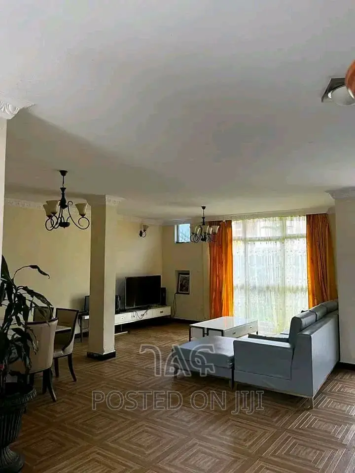 4bdrm House in የግል, Bole for sale