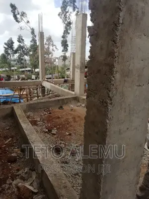 የሚሸጥ ቦታ አራራት ሆቴል አካባቢ