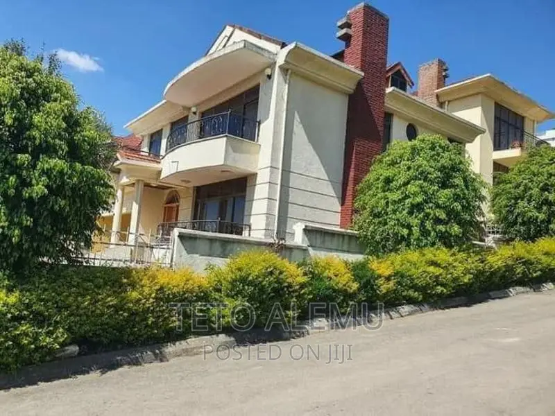 5bdrm House in የሚሸጥ ቦታ መሪ ጊፍት, Yeka for sale