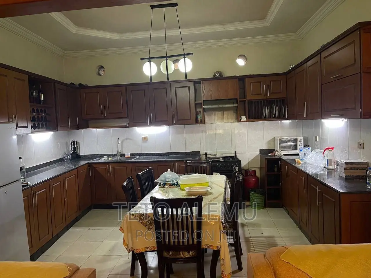 6bdrm House in የሚሸጥ ቤት መካኒሳ, Nifas Silk-Lafto for sale