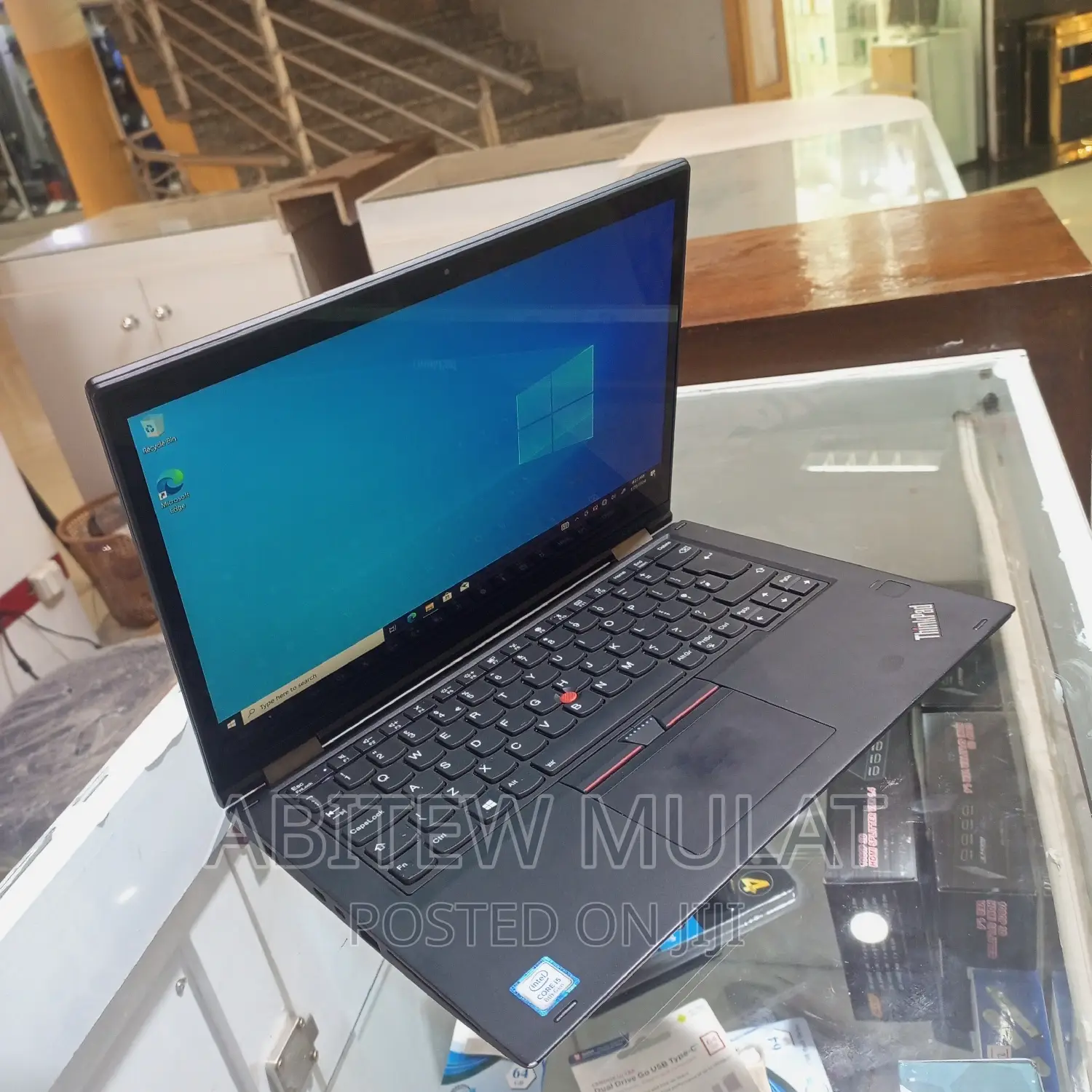 New Laptop Lenovo ThinkPad Yoga 8GB Intel Core I5 SSD 512GB