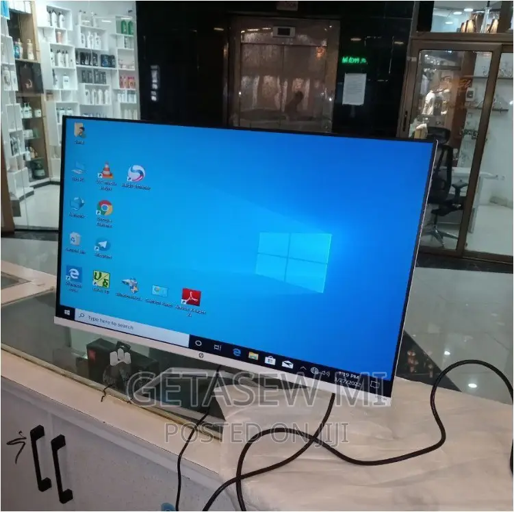27 Inch Brand New With Manual Hp Monitor Frameless