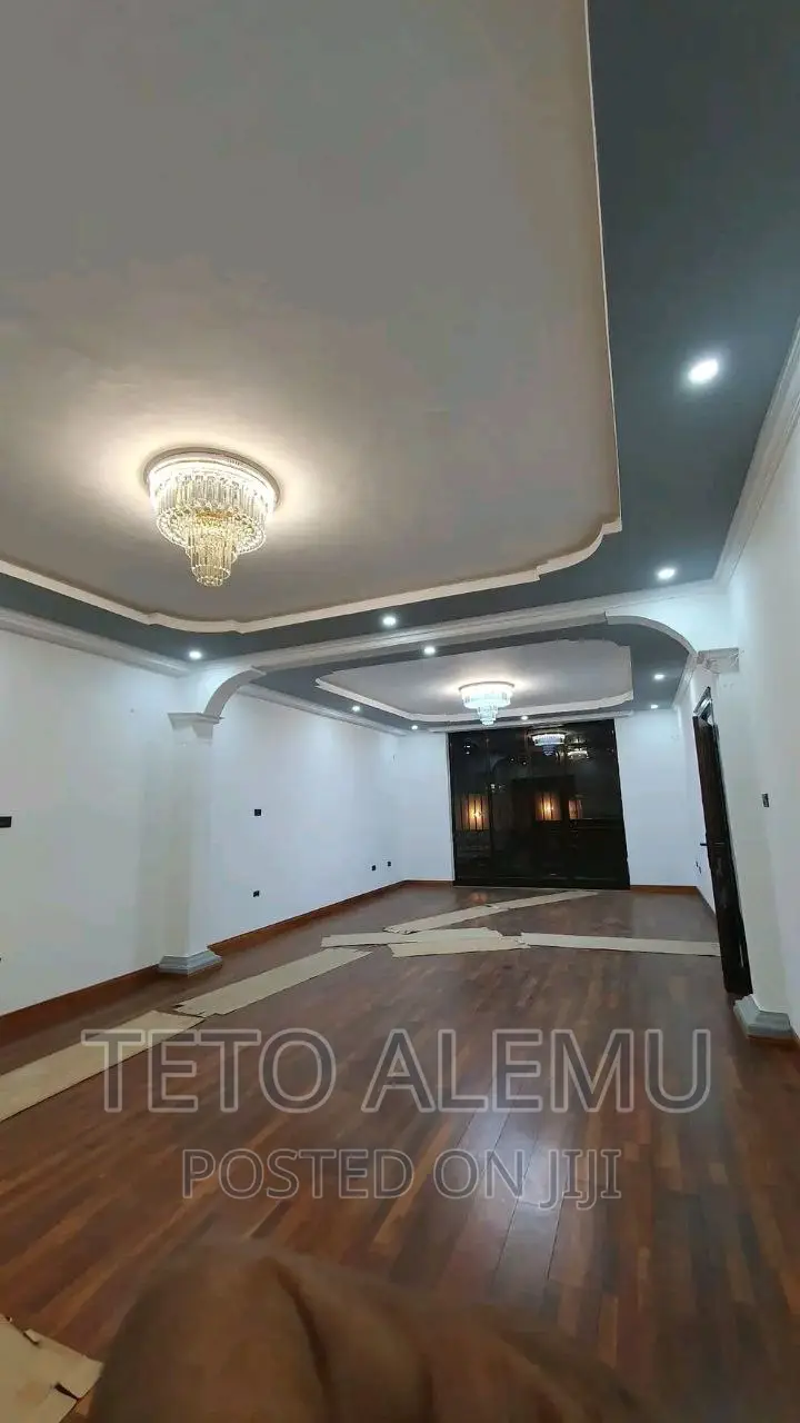 5bdrm House in የሚሸጥ ቤት ጉርድ ሾላ አካባቢ, Yeka for sale