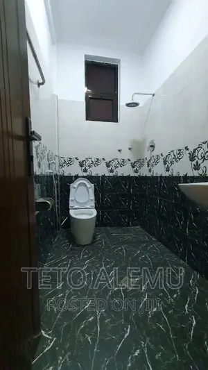 5bdrm House in የሚሸጥ ቤት ጉርድ ሾላ አካባቢ, Yeka for sale