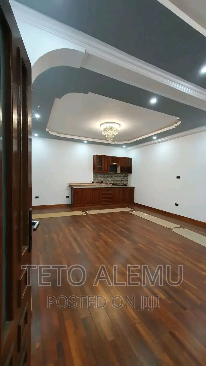 5bdrm House in የሚሸጥ ቤት ጉርድ ሾላ አካባቢ, Yeka for sale