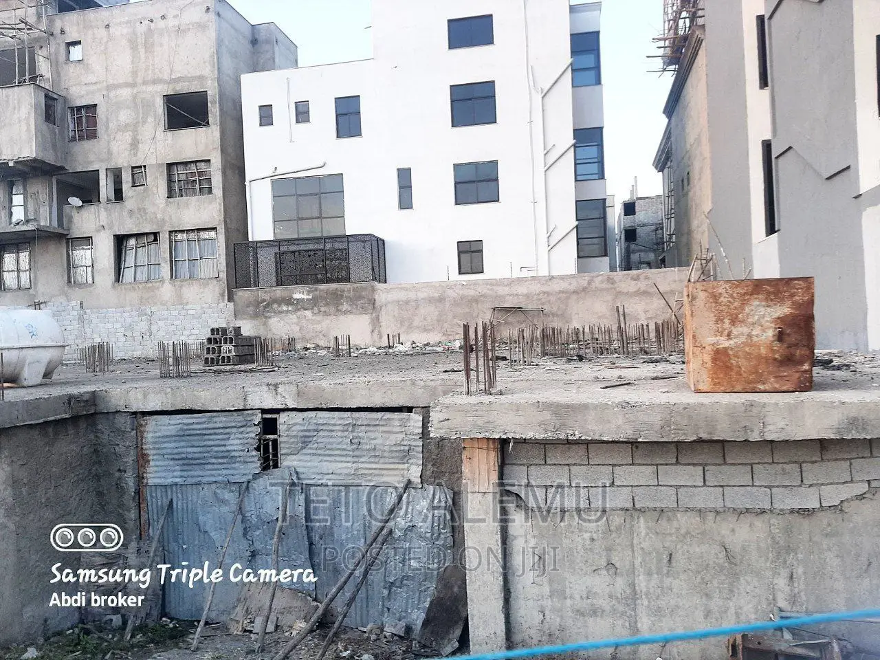 የሚሸጥ መሰርት የወጣ ቦታ አያት ለg+8 አፓርታመት