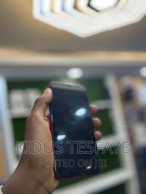 Apple iPhone XR 128 GB Red