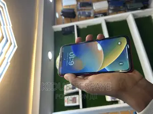 Apple iPhone XR 128 GB Red