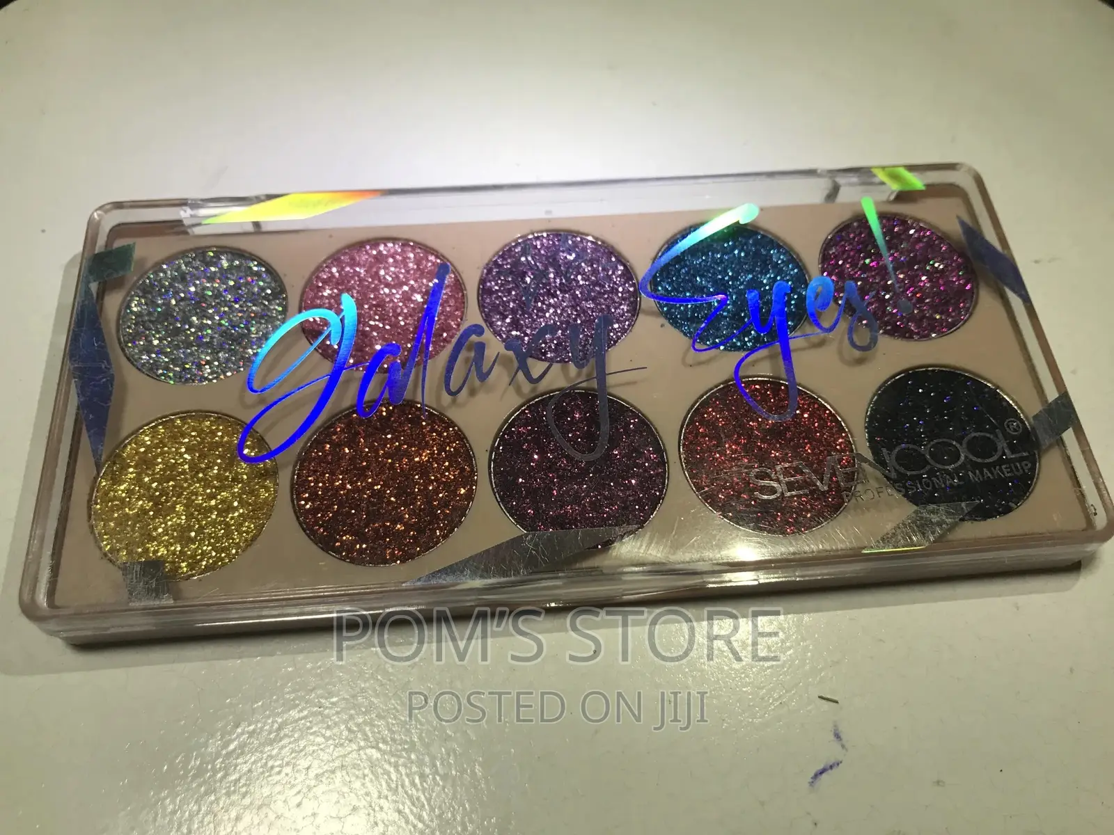 Shimmery Eyeshadow