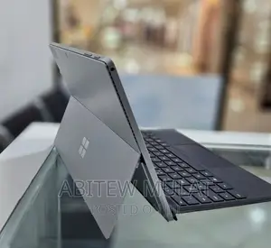 Photo - New Laptop Microsoft Surface Pro 4 8GB Intel Core I5 SSD 256GB