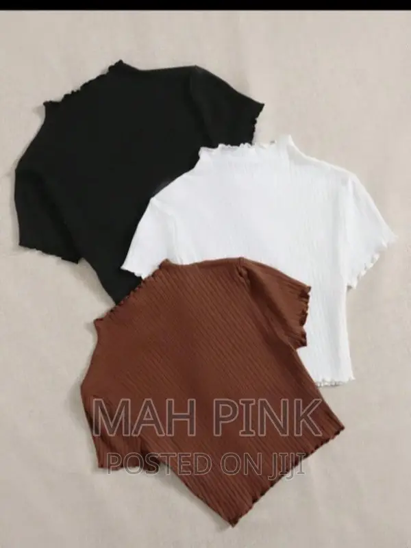 Women Short Sleeve Tshirt With Wave Edge