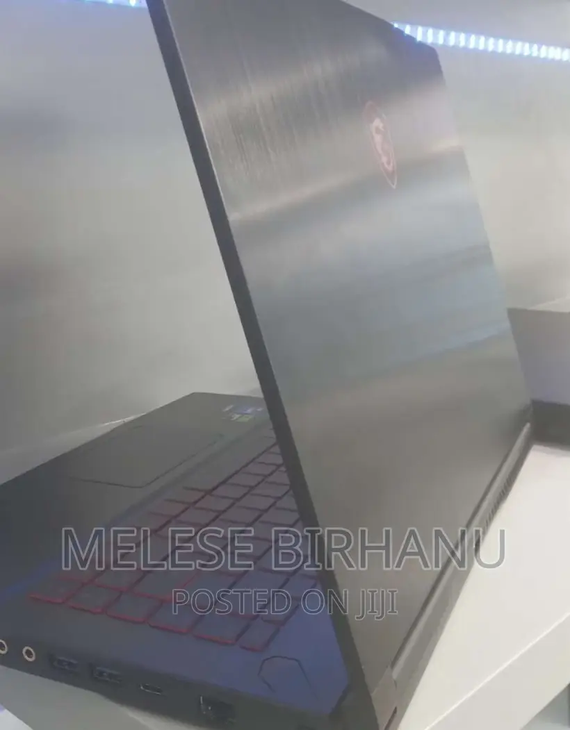 New Laptop MSI GF63 16GB Intel Core I7 SSD 512GB