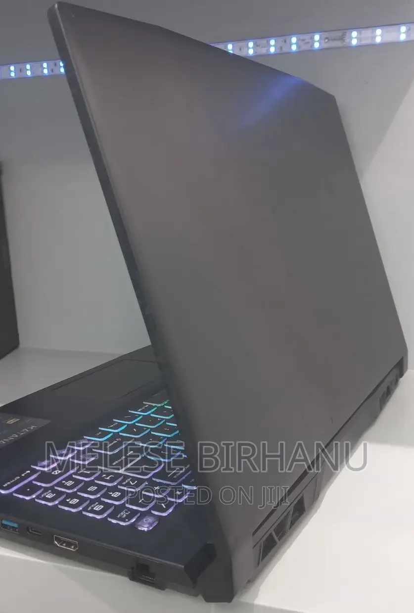 New Laptop MSI Katana 15 16GB Intel Core I7 SSD 512GB