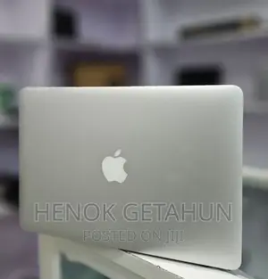 New Laptop Apple MacBook Air 2017 8GB Intel Core i5 SSD 128GB