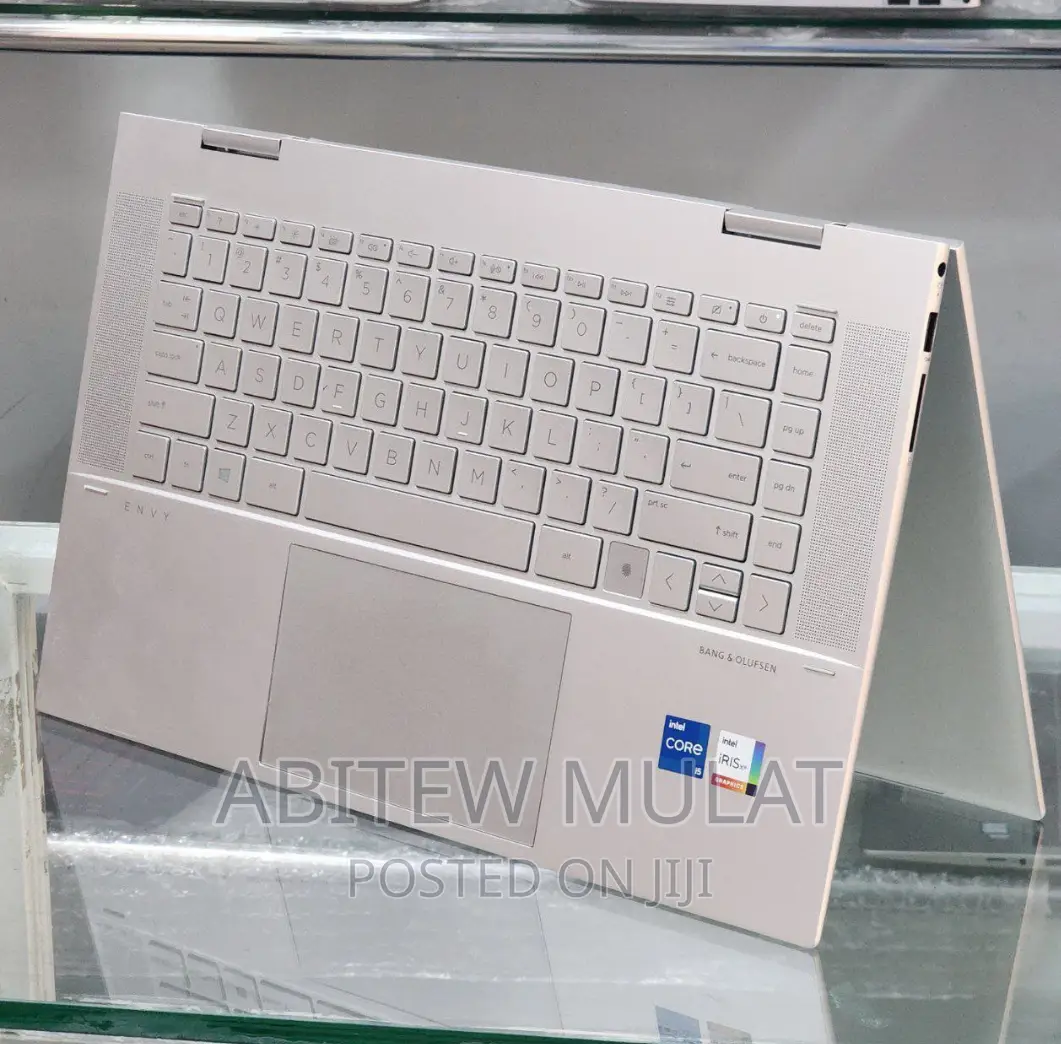 New Laptop HP Envy X360 16GB Intel Core I5 SSD 512GB