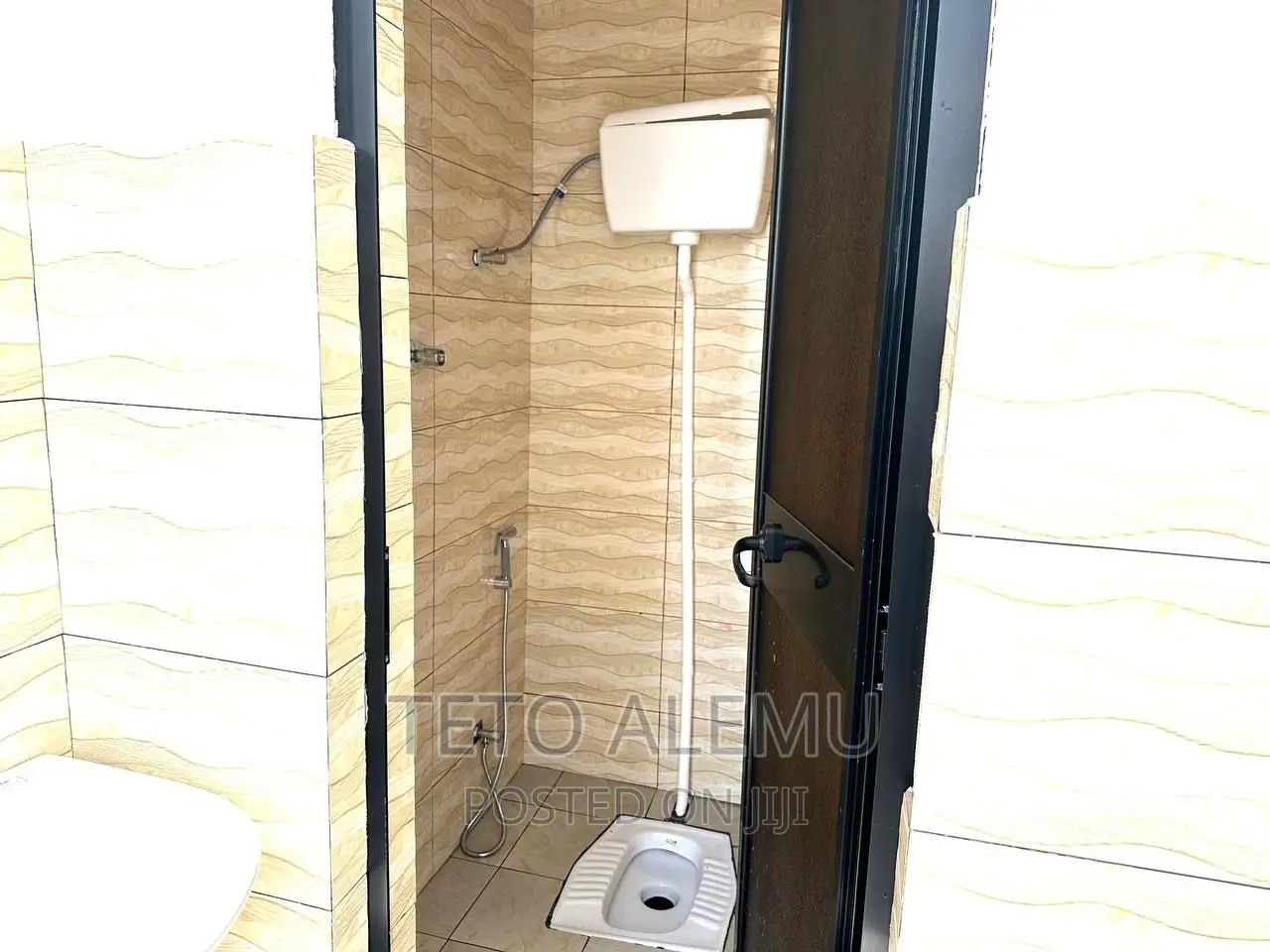 የሚሸጥ ቪላ አያት