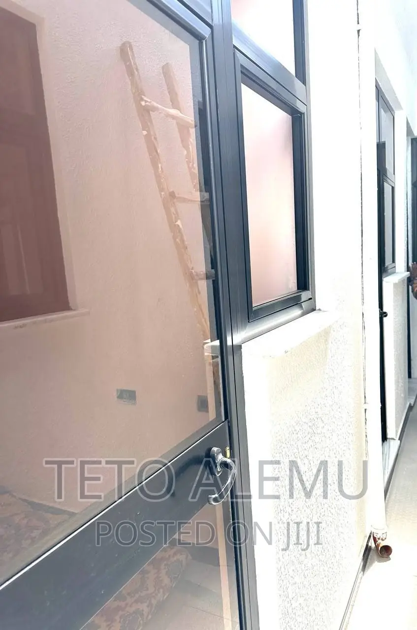 የሚሸጥ ቪላ አያት