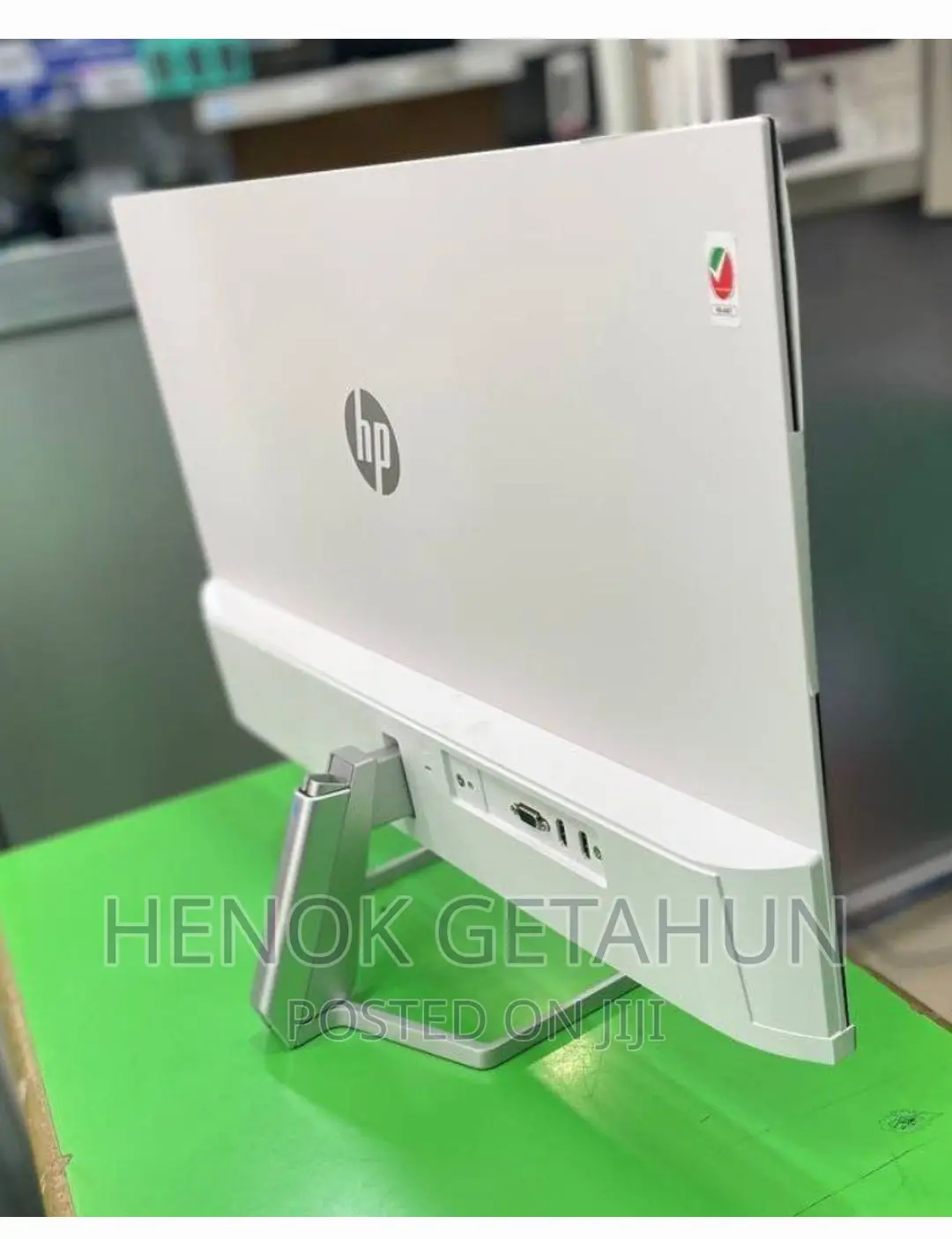 New Laptop HP 15-F272wm 16GB Intel Core I5 SSD 512GB