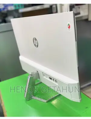 Photo - New Laptop HP 15-F272wm 16GB Intel Core I5 SSD 512GB