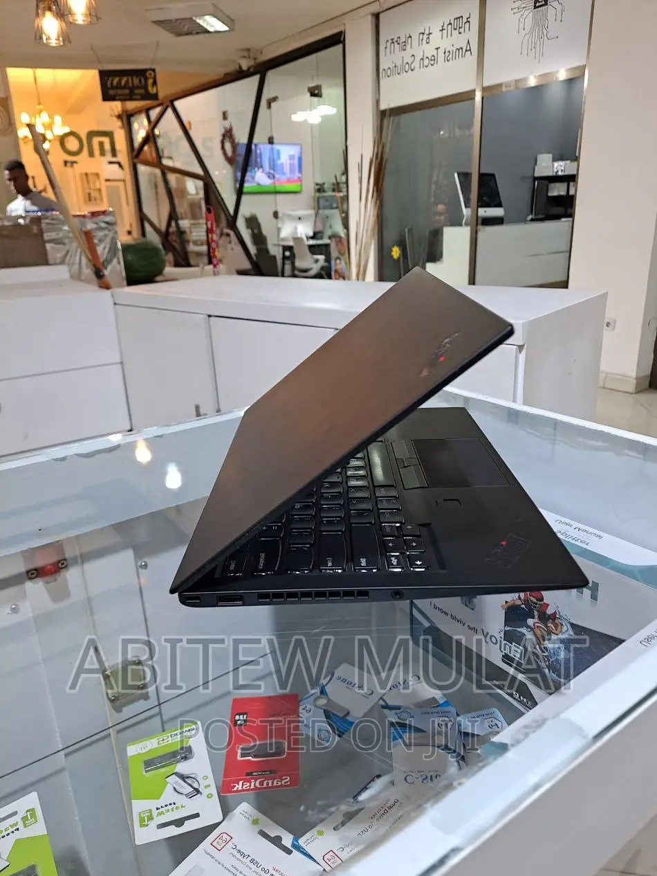 New Laptop Lenovo ThinkPad X1 Carbon 16GB Intel Core I7 SSD 512GB