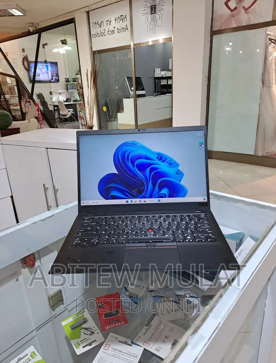 New Laptop Lenovo ThinkPad X1 Carbon 16GB Intel Core I7 SSD 512GB