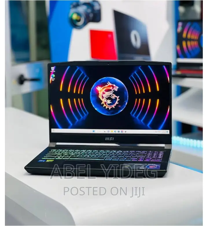 New Laptop MSI Katana 15 16GB Intel Core I7 SSD 512GB