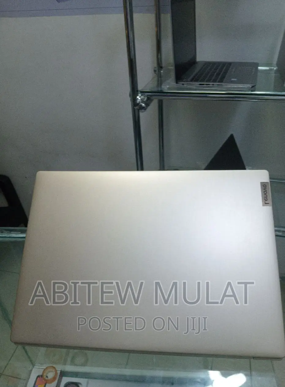 New Laptop Lenovo Ideapad 3 8GB Intel Core I3 SSD 256GB