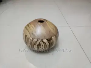 Photo - Very Adorable and Vase They Will Make You Always Happy.