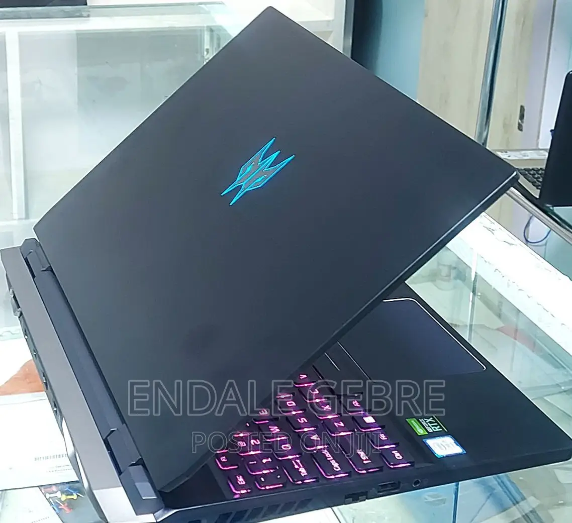 New Laptop Acer Predator Helios 300 16GB Intel Core I9 SSD 1T