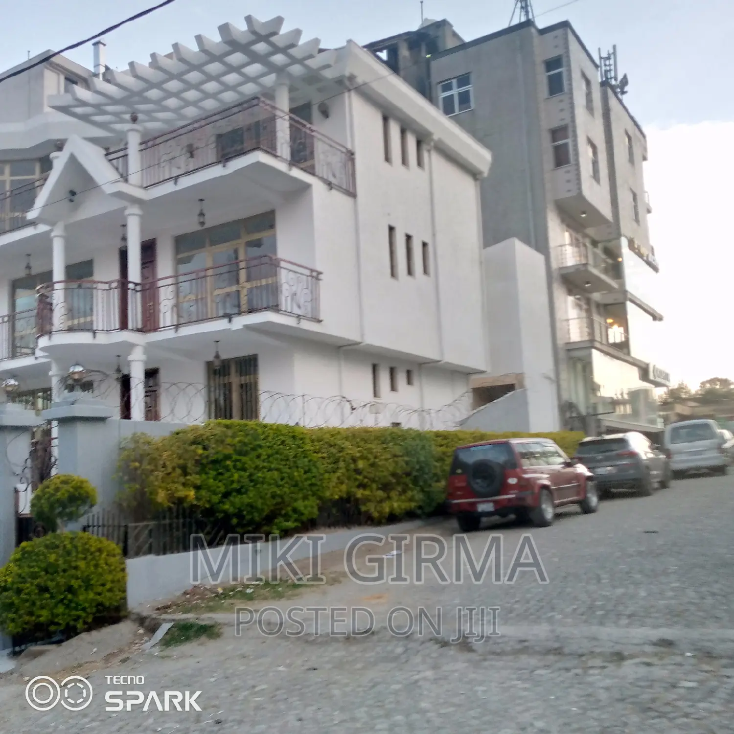 ዘመናዊ ጂ+2 ቤት ሽያጭ CMC Figa