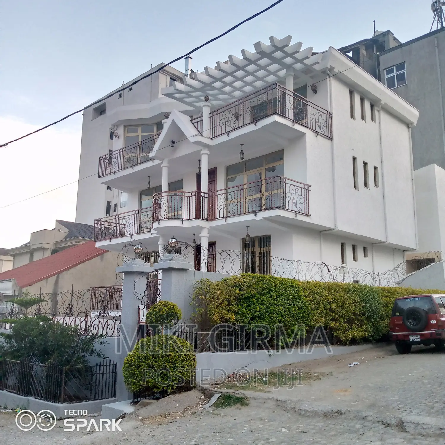 ዘመናዊ ጂ+2 ቤት ሽያጭ CMC Figa