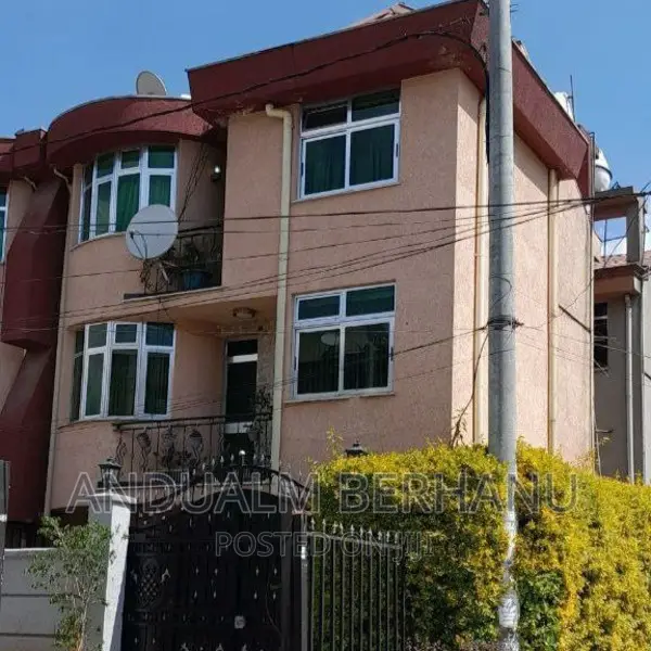 4bdrm Villa in Bole for sale