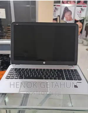 New Laptop HP Envy X360 8GB Intel Core I5 SSD 1T