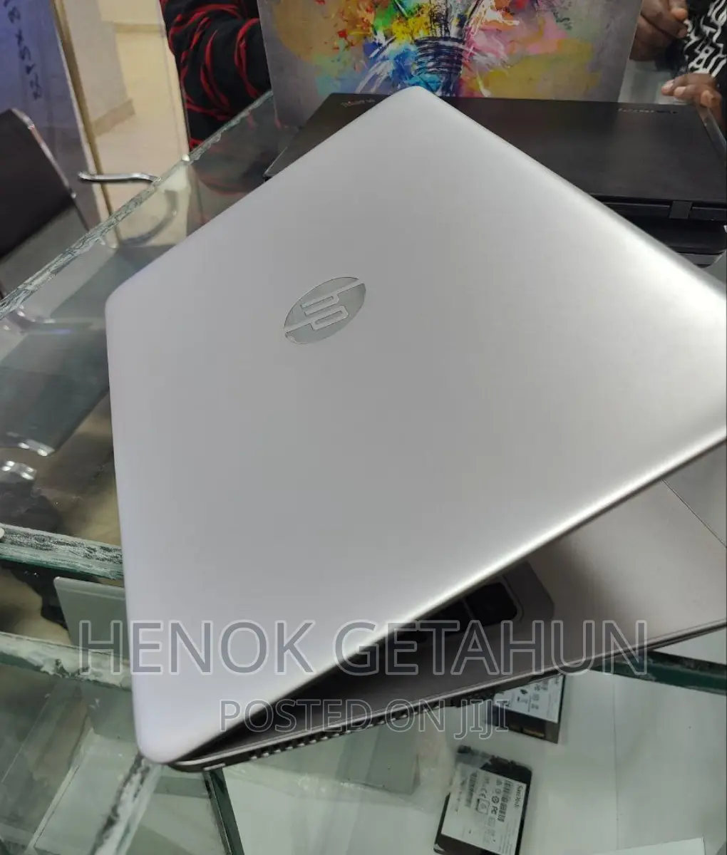 New Laptop HP Envy X360 8GB Intel Core I5 SSD 1T