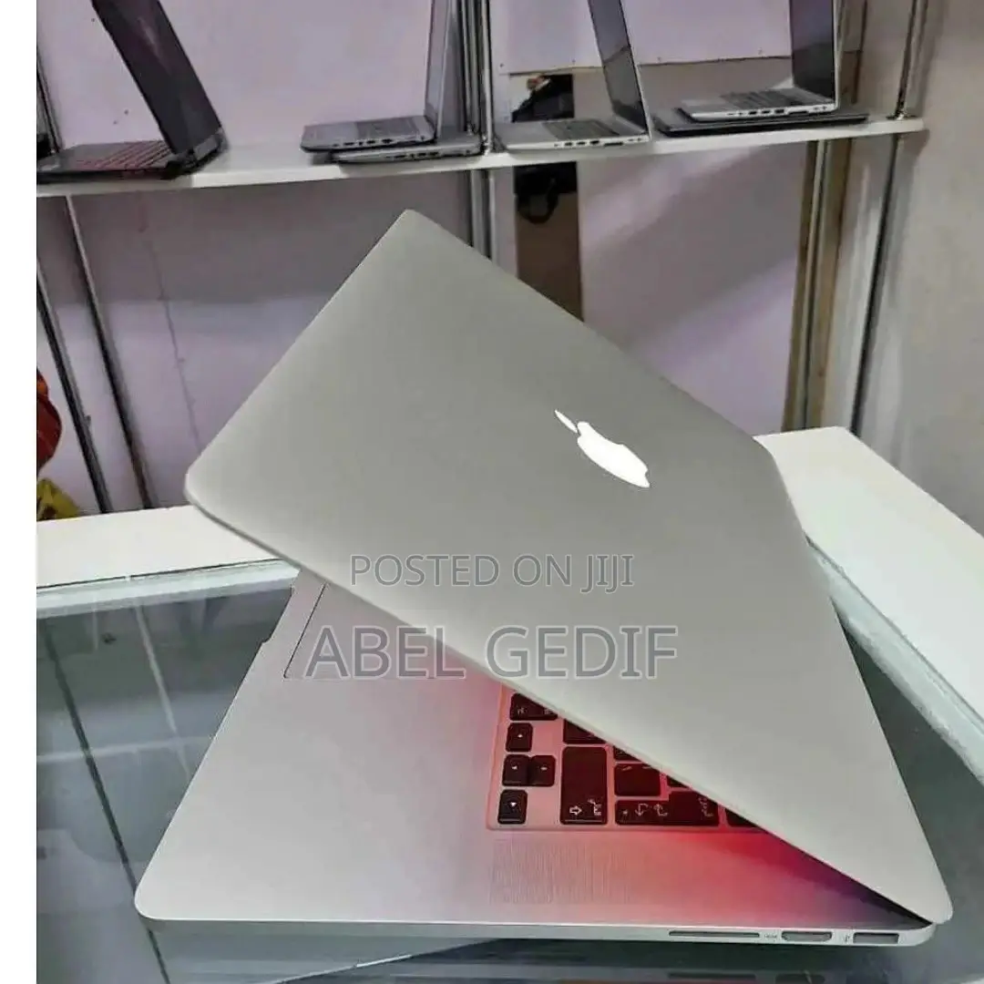 New Laptop Apple MacBook 16GB Intel Core I7 SSD 512GB