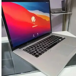 New Laptop Apple MacBook 16GB Intel Core I7 SSD 512GB