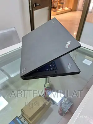 New Laptop Lenovo ThinkPad X250 4GB Intel Core I5 SSD 256GB