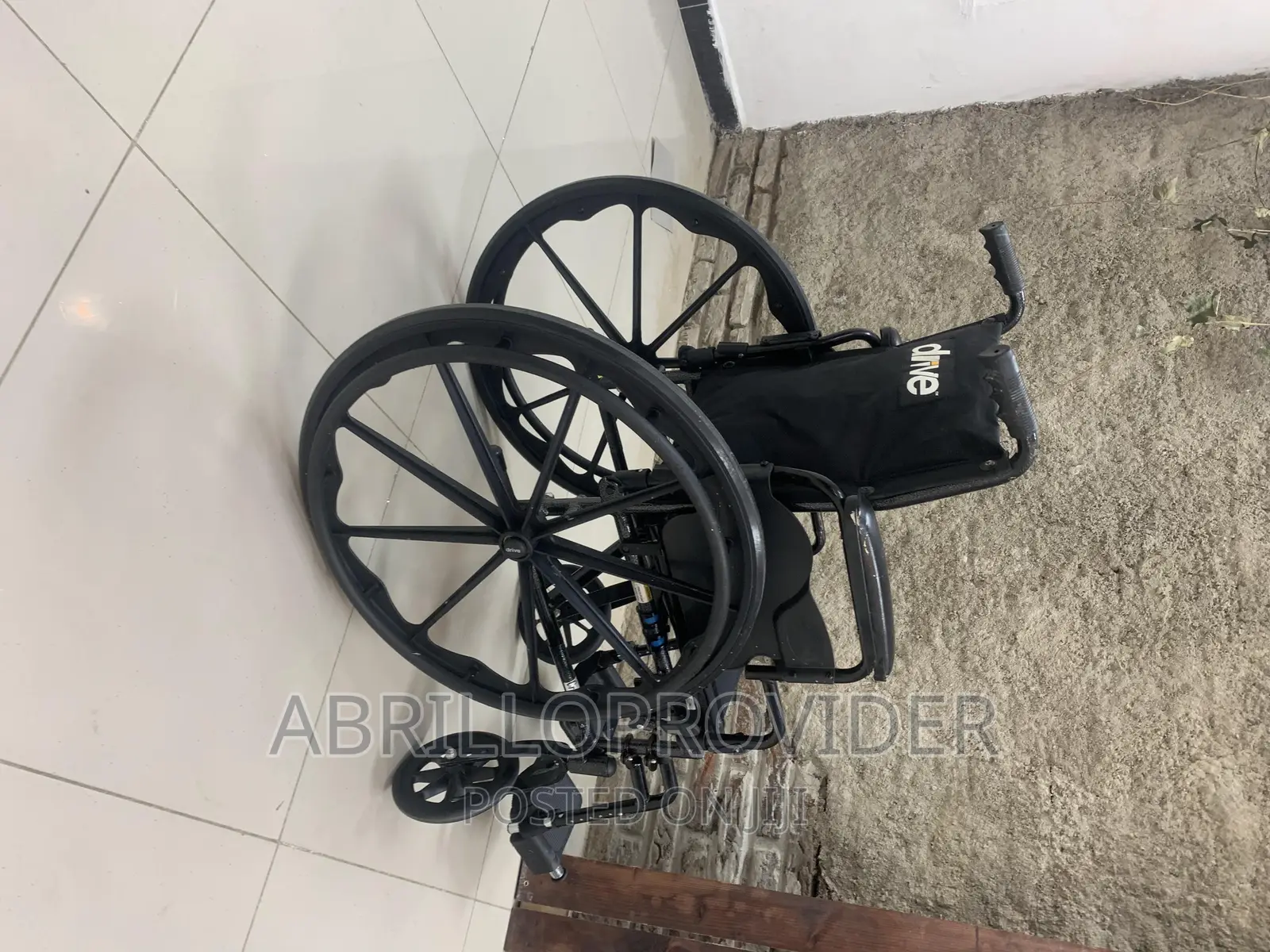 Wheelchair|Flexible_wheelchair|Folding_wheelchair|Second