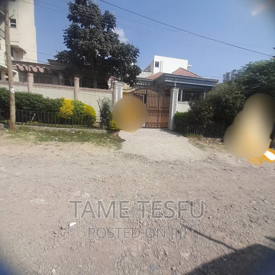 Furnished 4bdrm Villa in Figa, Bole for sale