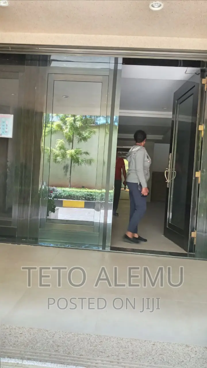 2bdrm Apartment in የሚሸጥ ቅንጡ አፓርትመንት ሰሚት, Bole for sale