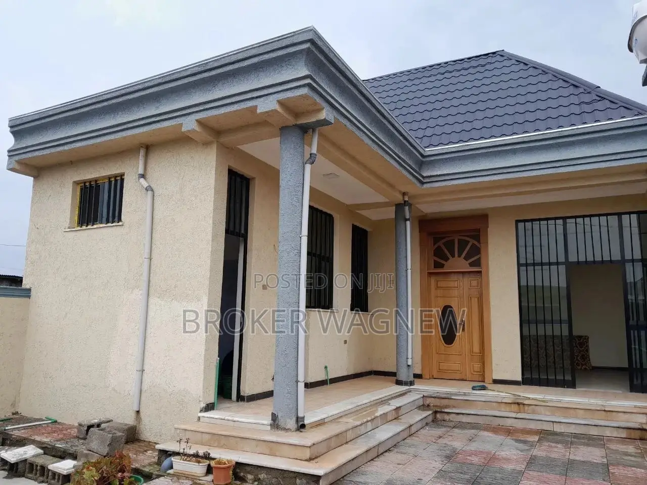 3bdrm Villa in Bole for sale
